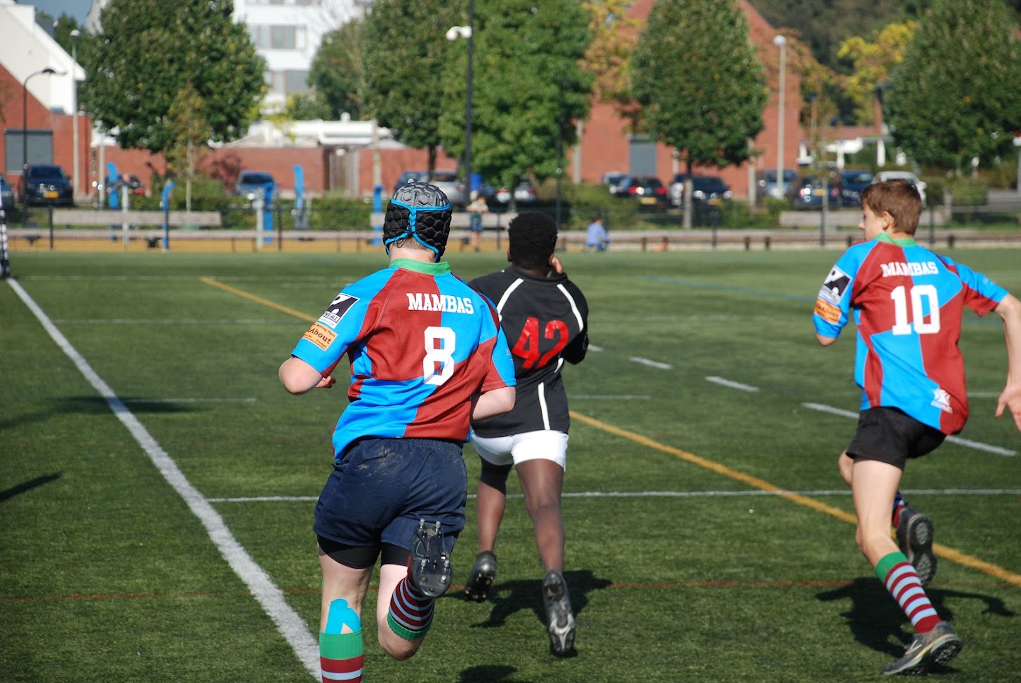 Junioren Barbarians scoren in zonnig Maastricht