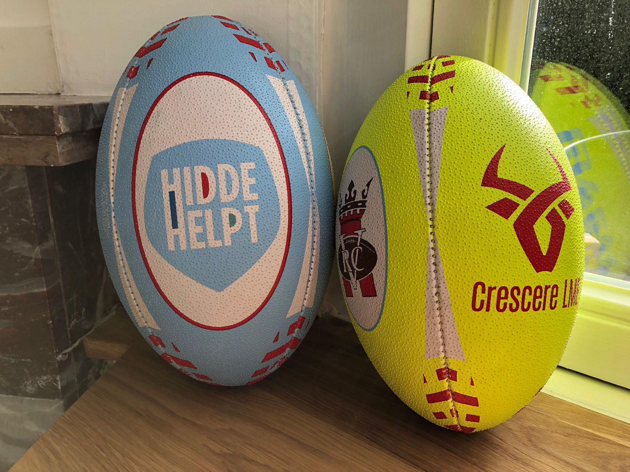 Hidde helpt met meer dan rugbyballen