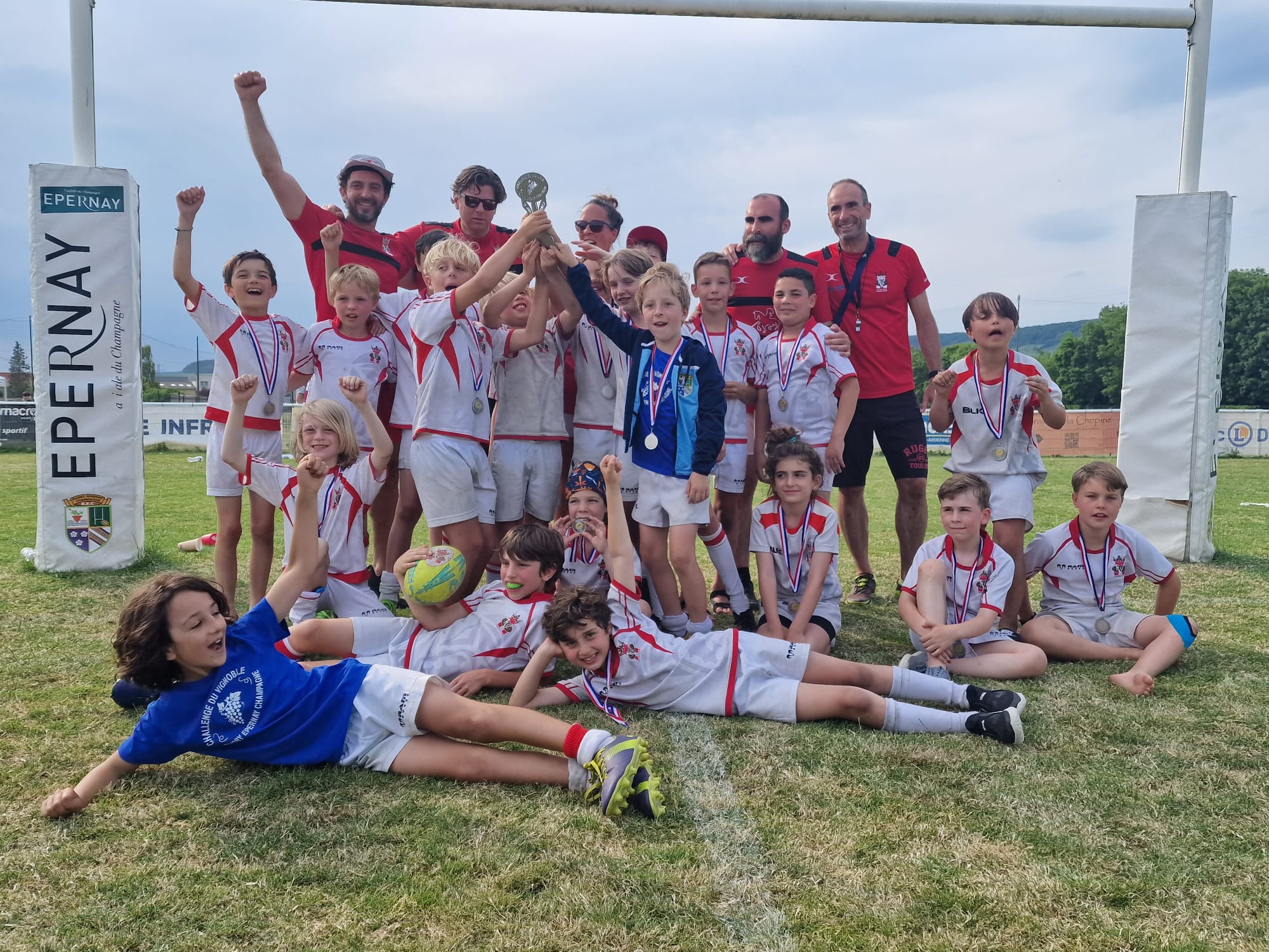 Avonturen in het buitenland: mini’s en benji’s rugbyen in (de) Champagne